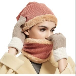 Nwot Warm Winter Beanie Hat & Scarf Gloves Set